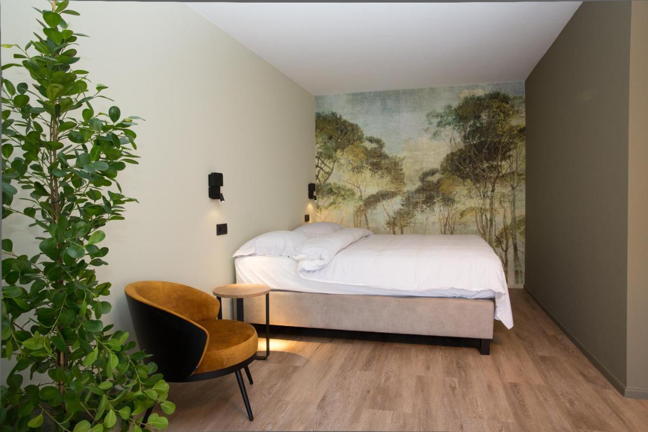 Appart Hotel En Ville Бастонь Екстер'єр фото