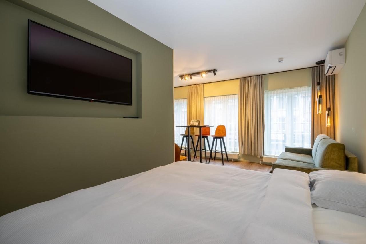 Appart Hotel En Ville Бастонь Екстер'єр фото